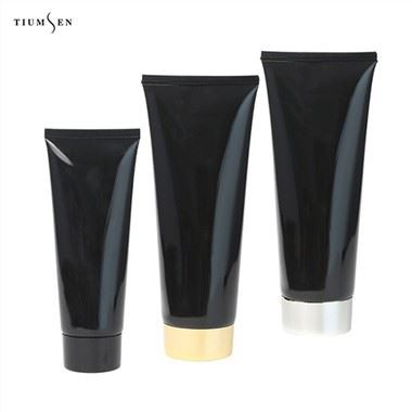 Kosmeettiset pakkaukset Muoviputket